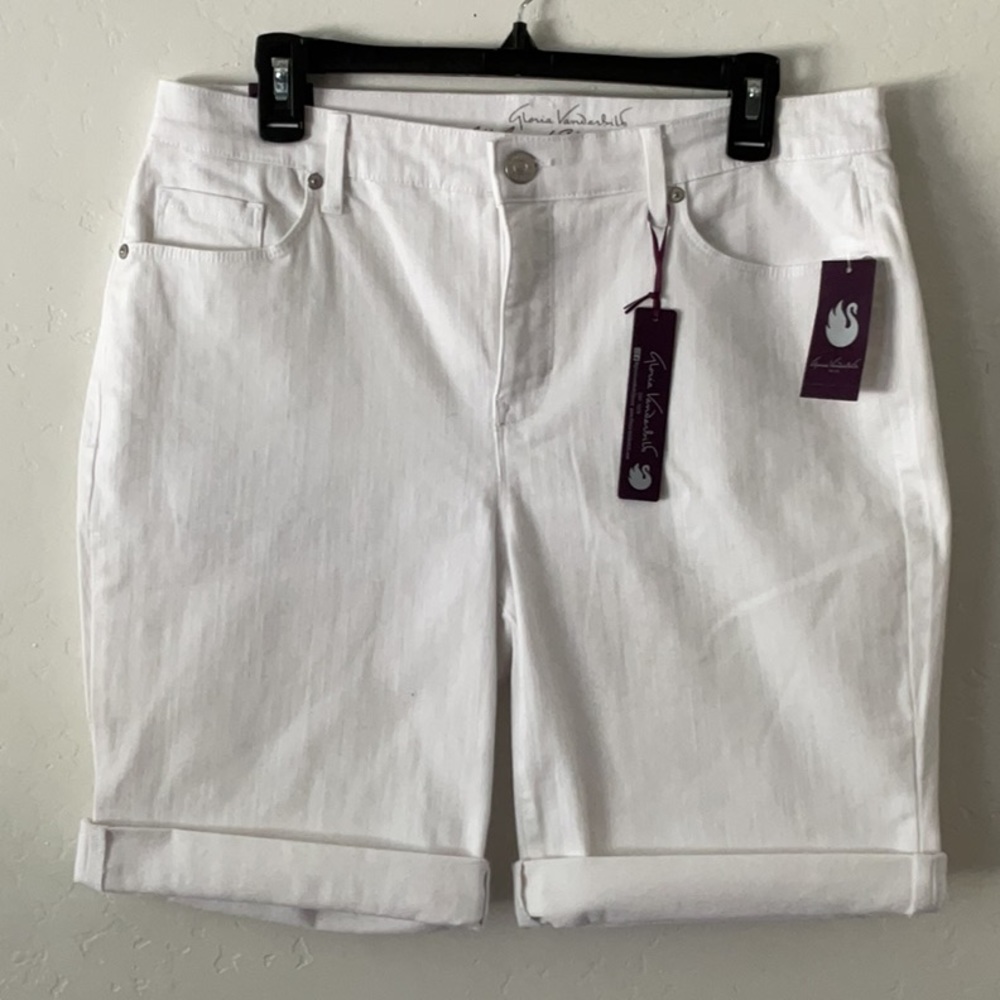 Gloria Vanderbilt White City Shorts Size 10